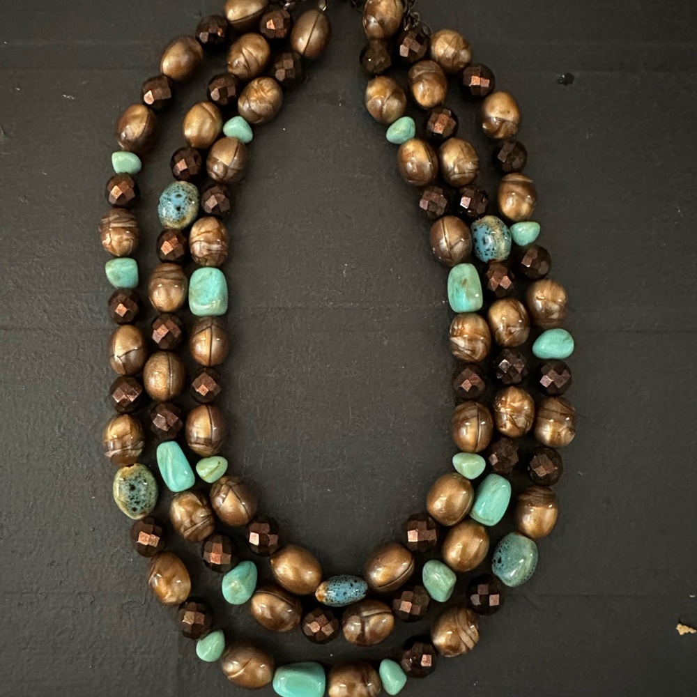 Chic Beaded Necklace with Turquoise and Brown Accents